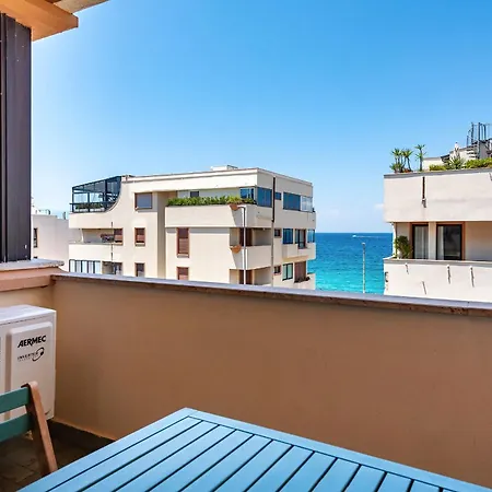 Sea View Da Sogno, 6 Pax Apartment