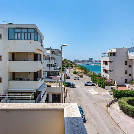 Sea View Da Sogno, 6 Pax Apartment *