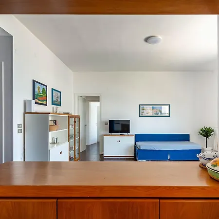 Sea View Da Sogno, 6 Pax Apartment